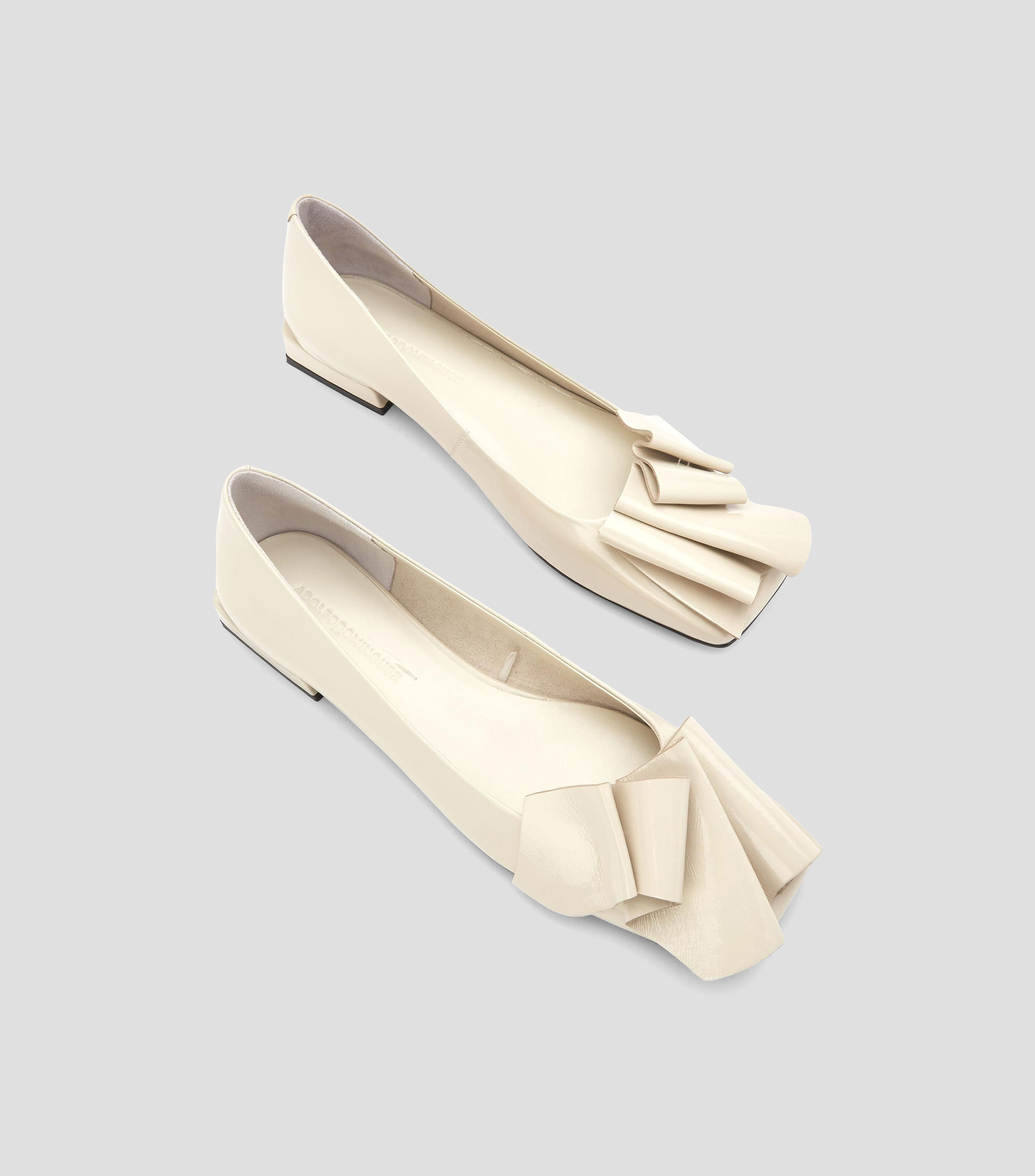 Zapatos en piel con tacón bajo y ancho Mujer